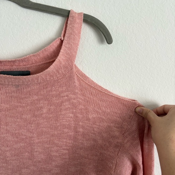 Michael Stars Pink Cold Shoulder Sweater - size Xs - Picture 2 of 7